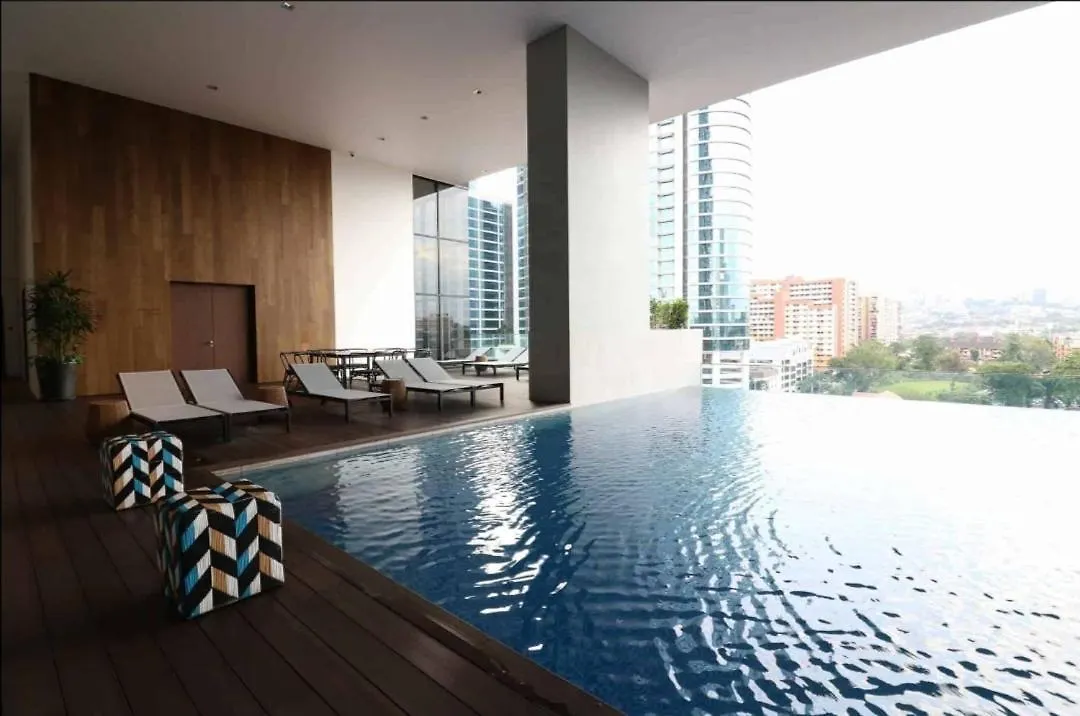 Kl Sentral Serviced Apartment - The Establishment Kl Sentral By Loop Suites Kuala Lumpur Malaysia