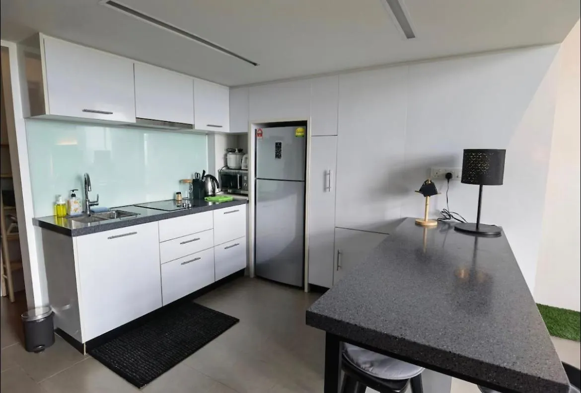 Kl Sentral Serviced Apartment - The Establishment Kl Sentral By Loop Suites Kuala Lumpur 0*,  Malaysia