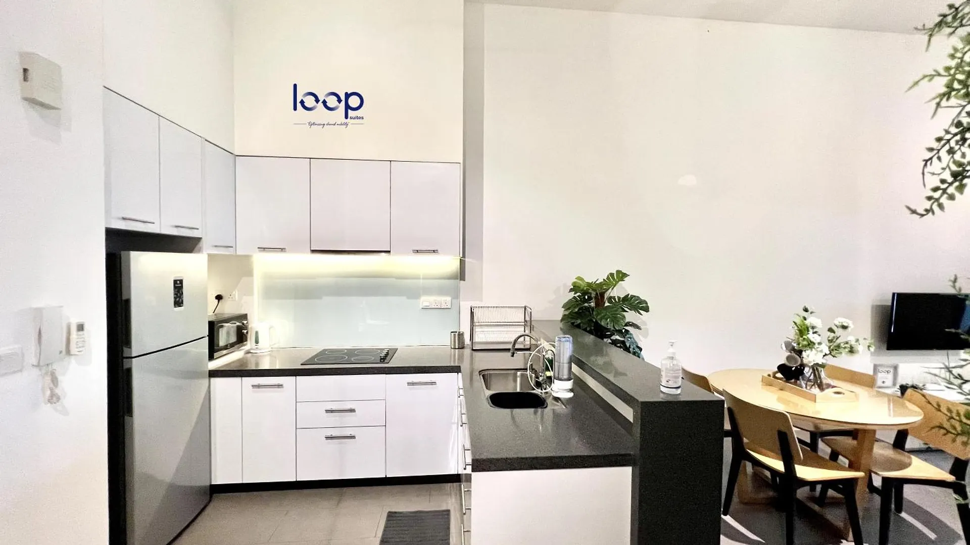 Kl Sentral Serviced Apartment - The Establishment Kl Sentral By Loop Suites Kuala Lumpur