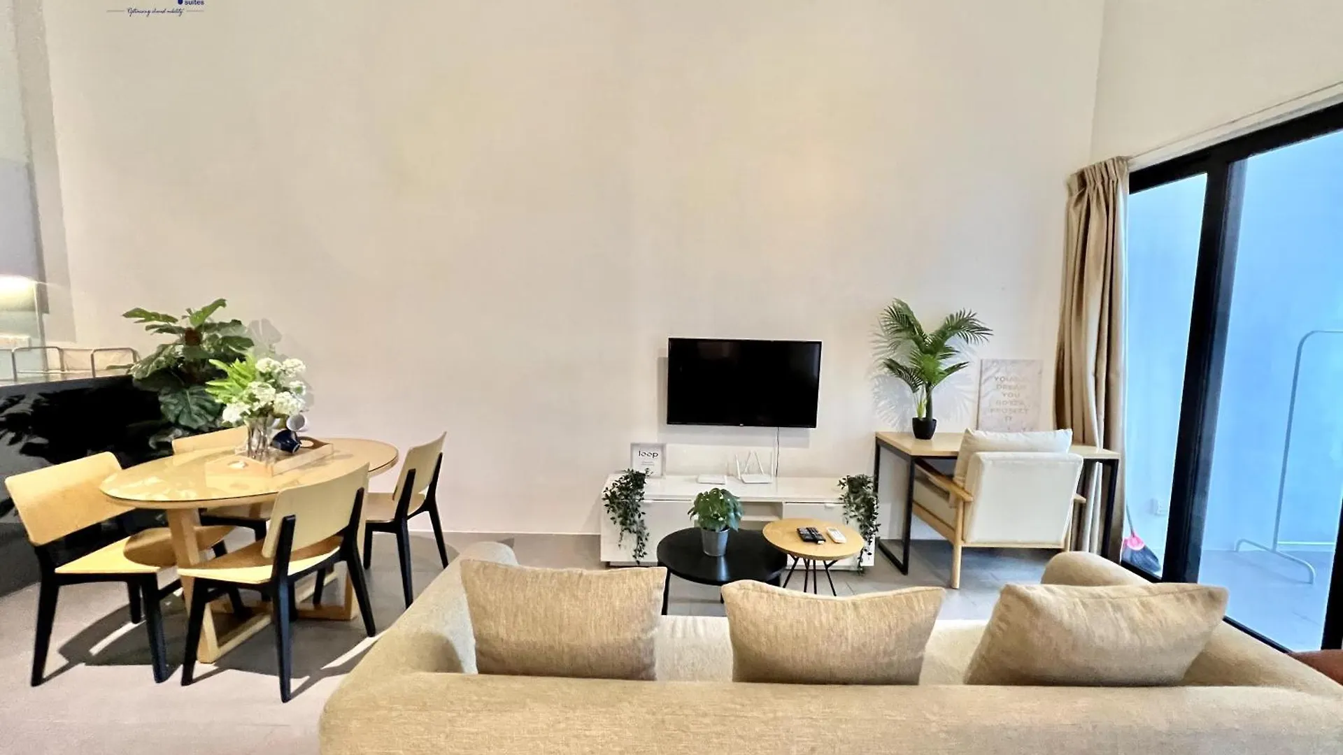 Kl Sentral Serviced Apartment - The Establishment Kl Sentral By Loop Suites Kuala Lumpur Malaysia